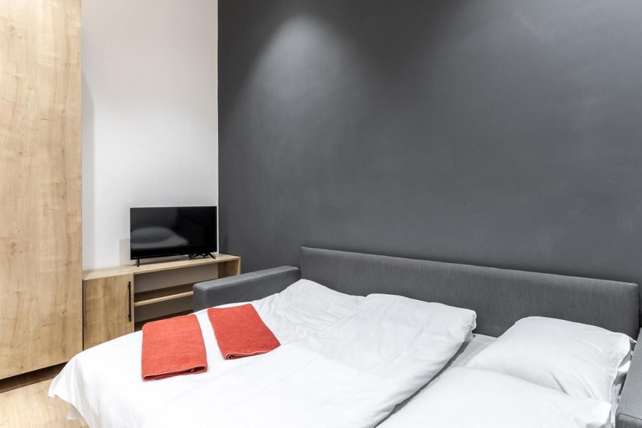 Modern Apartment In The Old City Lviv Exteriör bild